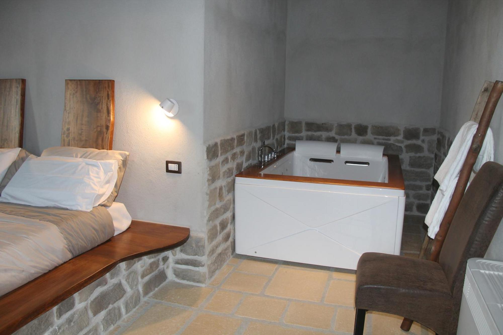 Pietre Di Fiume Villa Apice ภายนอก รูปภาพ