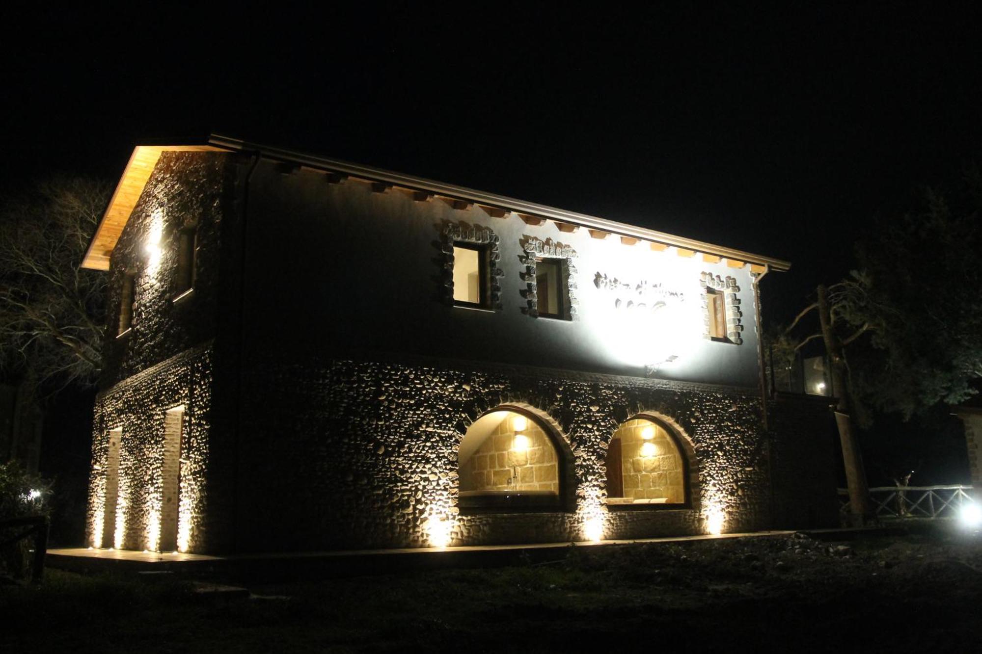 Pietre Di Fiume Villa Apice ภายนอก รูปภาพ