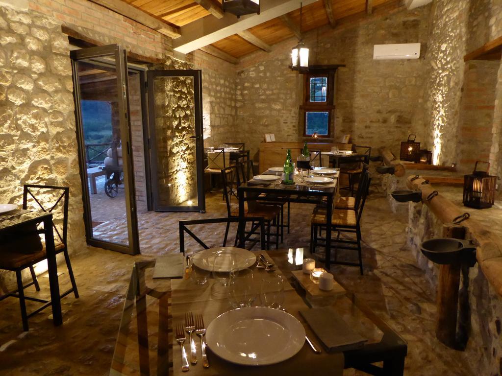 Pietre Di Fiume Villa Apice ภายนอก รูปภาพ