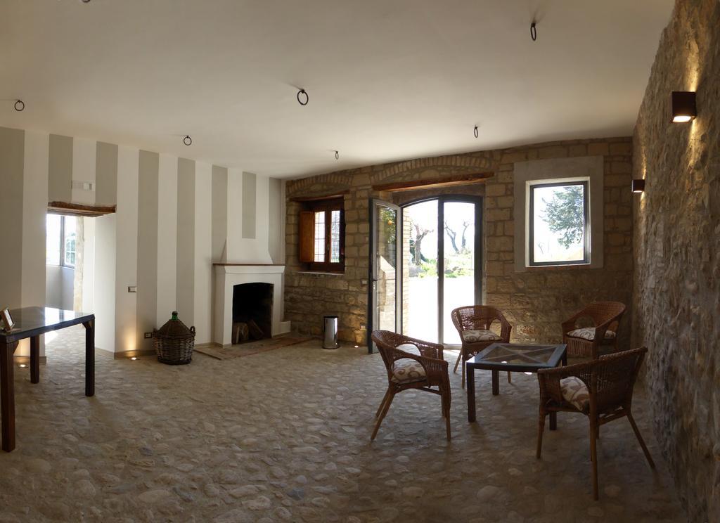 Pietre Di Fiume Villa Apice ภายนอก รูปภาพ