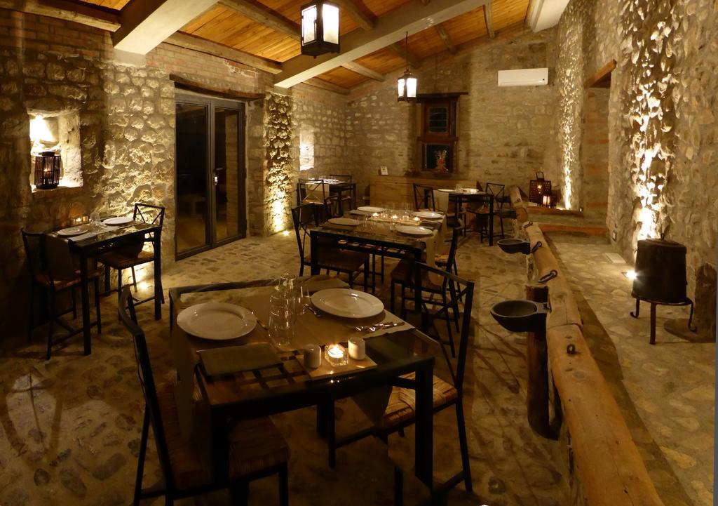 Pietre Di Fiume Villa Apice ภายนอก รูปภาพ