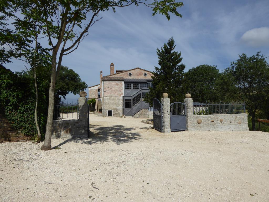 Pietre Di Fiume Villa Apice ภายนอก รูปภาพ