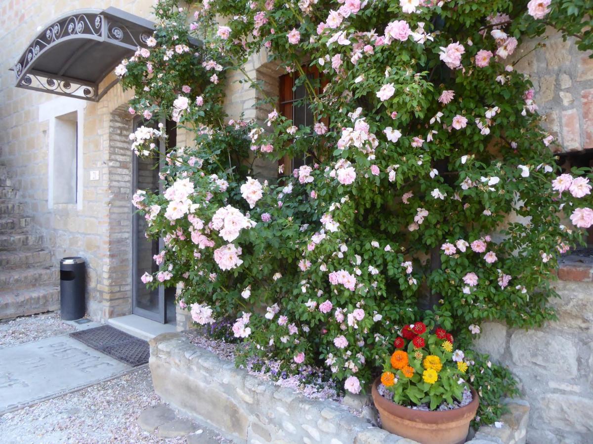 Pietre Di Fiume Villa Apice ภายนอก รูปภาพ