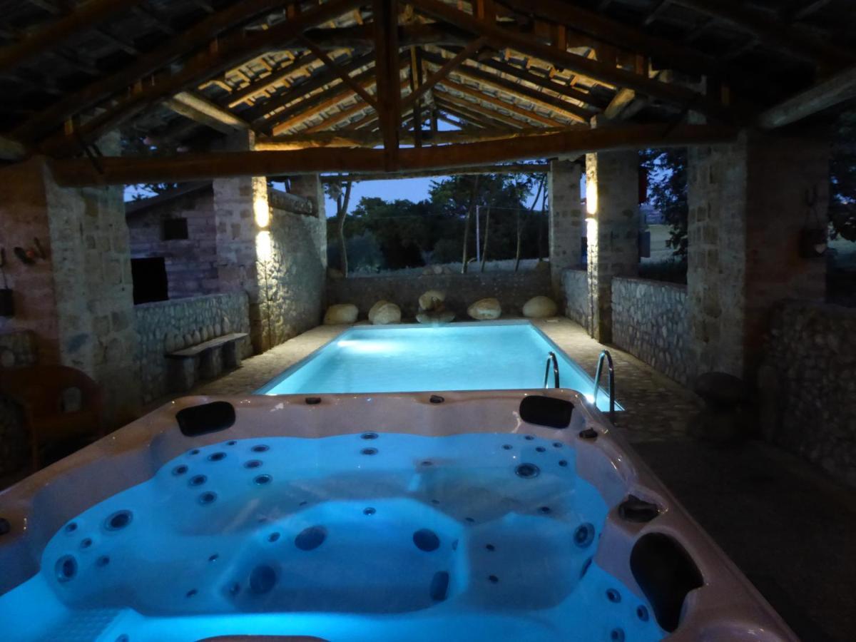 Pietre Di Fiume Villa Apice ภายนอก รูปภาพ